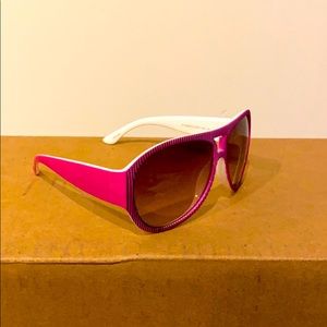 Pink juicy couture sunglasses